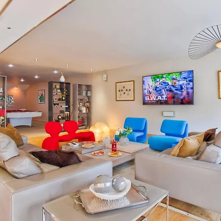 Prázdninový dům Des Arts — Loft Familial Paisible & Parking *