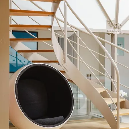 Des Arts — Loft Familial Paisible & Parking Prázdninový dům *
